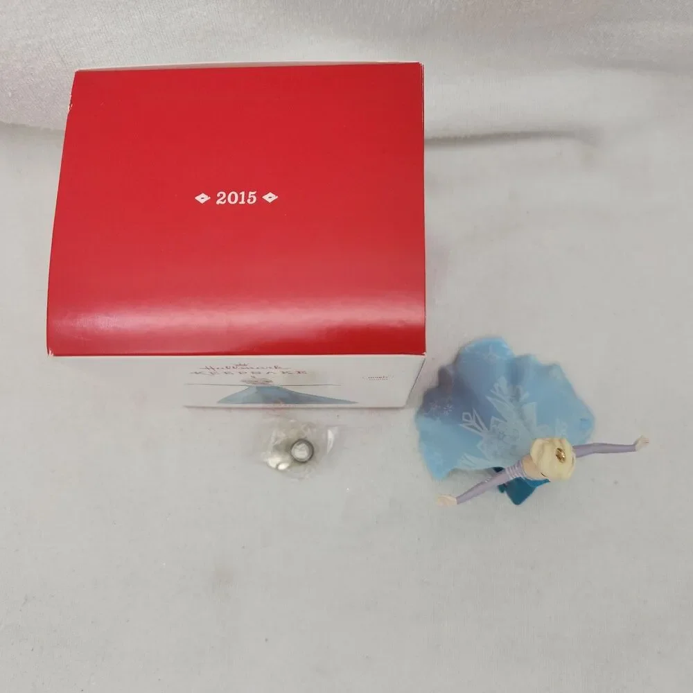 Ornament Hallmark Keepsake Frozen ELSA Let It Go Princess MAGIC Sound 2015 NEW